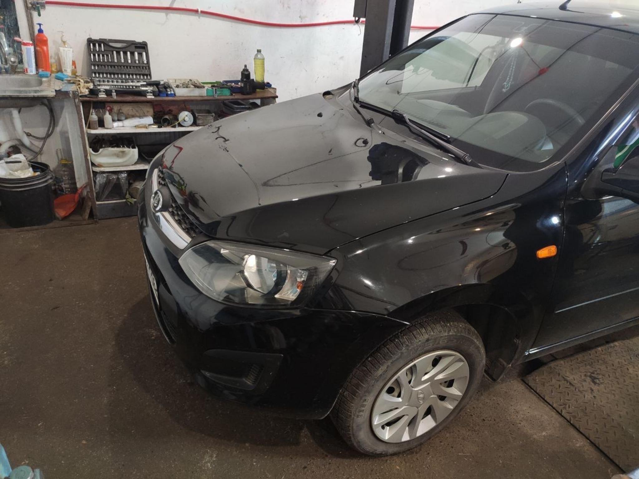 Высверливание шпилек выхлопного коллектора  в автомобиле LADA KALINA