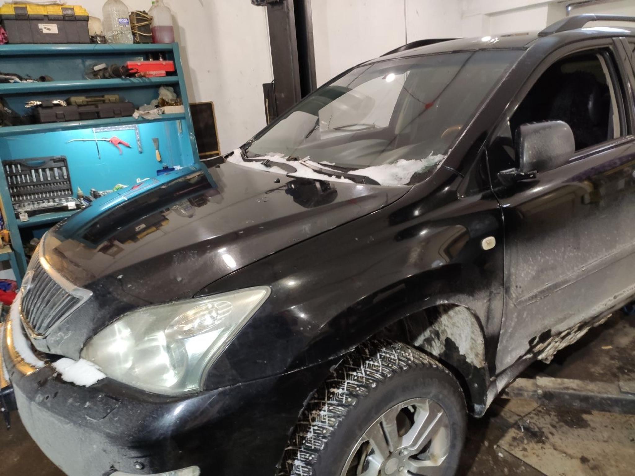 Ремонт автомобиля Lexus RX300.
